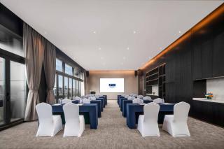 Holiday Inn Express Shenzhen Futian Center by IHG - 9