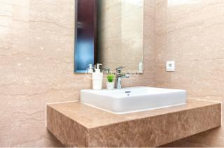 Menteng park emerald 2 bedroom strategic location woth balcony spacious - 5