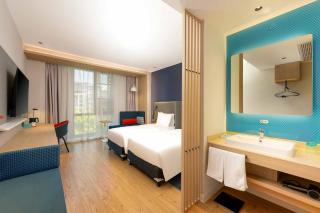 Holiday Inn Express Wuxi East Station by IHG - 6