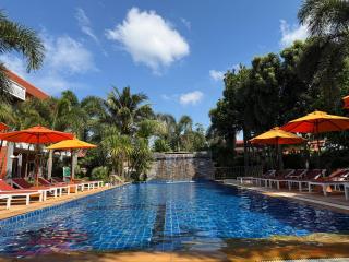 Bambootel Lanta Resort - 9