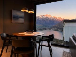 Introductory Deal - Lake & Remarkables Views - 4