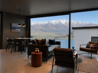 Introductory Deal - Lake & Remarkables Views - 0