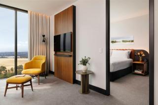 Crowne Plaza Adelaide Mawson Lakes by IHG - 9