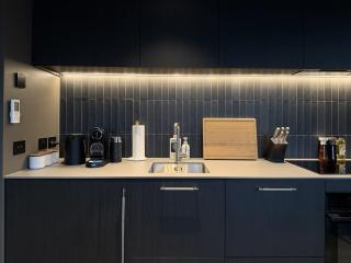 Introductory Deal - Lake & Remarkables Views - 1
