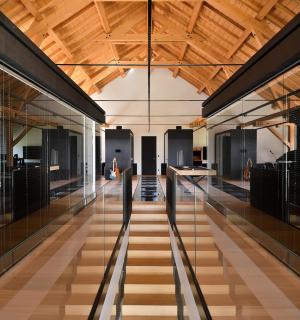 Chateau De Neydens in Toronto - 6