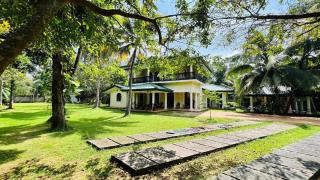 Pearl Crown Homestay - 1