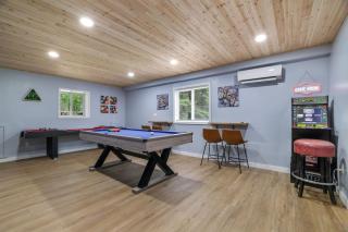 Contemporary Home in Pocono Farms Country Club - 6