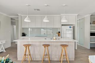 Modern Getaway in Dunsborough - 5