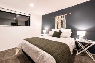 The Perfect City Nook - Designers Delight - 6