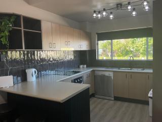 Modern Beach Apartment - 4