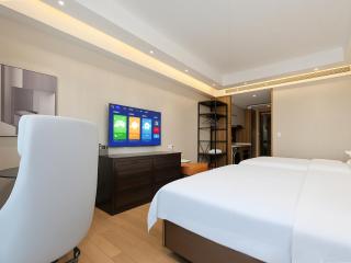 Guangzhou Huanzhi Meiju Hotel (Financial City Keyun Road Metro Station) - 3