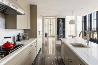 Penthouse with Private Rooftop Terrace - 7