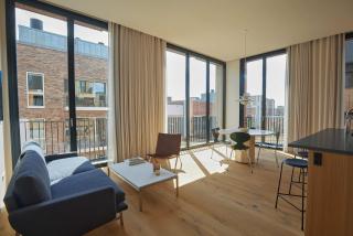 Modern apartment with access to a roof terrace - 0