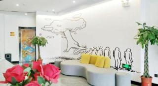 IU Hotel Qingdao Golden Beach Xuejiadao Metro Station - 5
