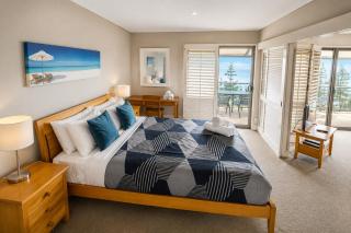 Sea Breeze Apartment - Direct Ocean Views - Top Floor - Perth - 5