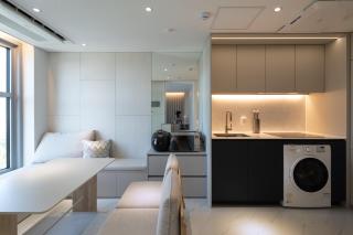Family Suite with Kitchen & Washer - 8