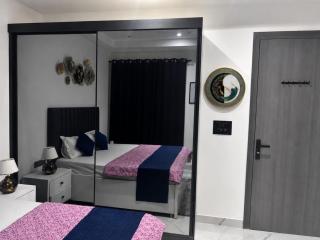PS Stays 1BHK Near Medanta Sec-39 Gurgaon - 1