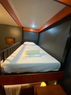 Angkel's Place - 6