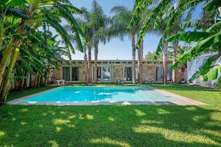 Maison Menhir, with private pool - 9