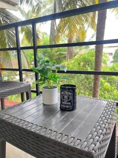 Elysium Retreat Luxe 1BHK Apt Near Vagator Beach - 2