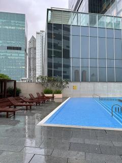 Luxury 2 bed lake and sea view at Cinnamon Life Residence - 1