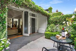 Yarra Manor Aus Open CBD & Gardens with Carpark - 9