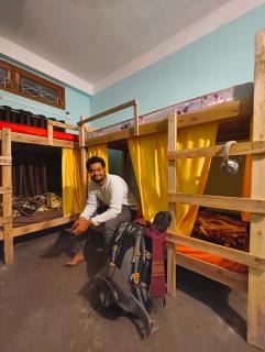 Green Theme Backpackers Hostel - 6