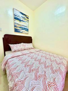 Tropical Escape Cozy Abode Minutes from the Pool - 2