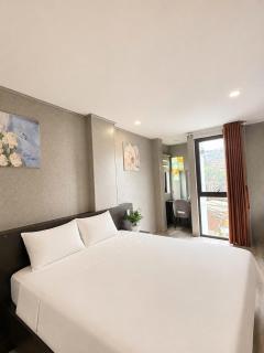 Aqua Dalat Hotel - 1