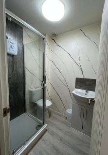 Apartment 2 by SJP - Central Kettering - Twin Bedroom - Free Parking - 5