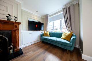 Modern 3-bed house near Dublin Airport - Great for families - 5