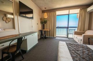 Beachfront Balcony - 8