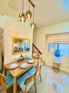 10 steps from the Pool Secluded House with Coffee Bar - 9