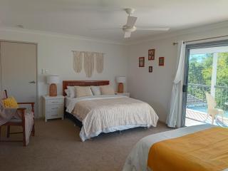 "Casa Serena" - Spacious 3Bed 2Bath Entire Holiday Home - 6