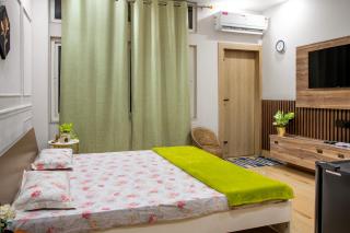 Elio Stay- A Home Away From home - 4