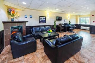 Comfort Inn & Suites Edson - Yellowhead Highway - 3