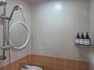 Stay33 Pet friendly house near Hwangridangil - 3