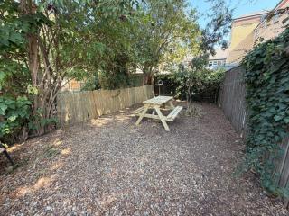 Refurbished 3Bed Victorian Home PLUS 1 Bed Annexe - 3