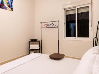 Tamaris retreat Stylish Stay near Aquaparc and JACK Beach - 4
