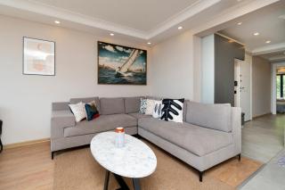 Luxury 2-Bedroom Bosphorus View Residence with Private Parking - 1