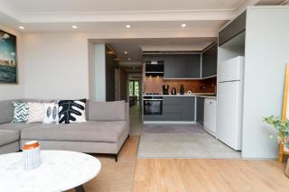 Luxury 2-Bedroom Bosphorus View Residence with Private Parking - 2