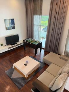 Spacious Seaview Villa 13 pax Batu Ferringhi Beach - 0