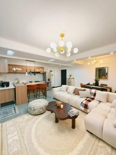Winchester garden and amazing homes - 0