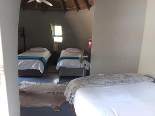 Sambane Game Lodge - 9
