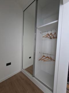 Spaceful 2 bedroom Loft, with a pool - 8