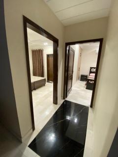 Faisalabad Stay Suites - 1
