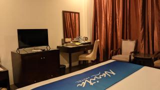 Narita Hotel Tangerang - 7