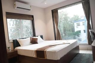 FabHotel Silverstone Villa - 2