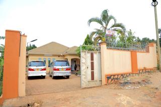 Katrina fully furnished house 3 bedroom - 2