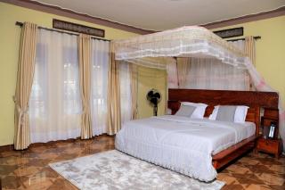 Katrina fully furnished house 3 bedroom - 1